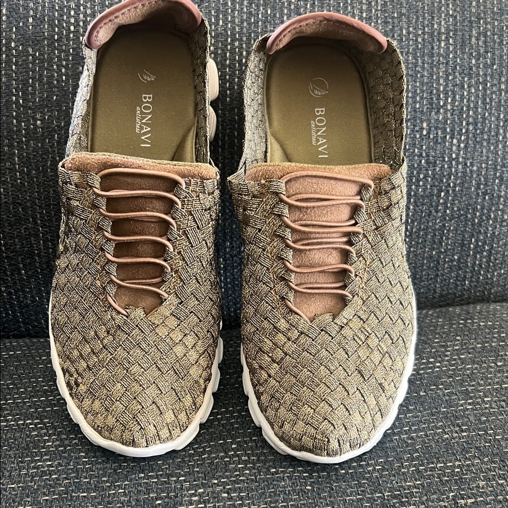 Bonavi Woven gold Brown Slip-On Shoes like new